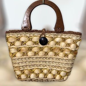 Woven purse